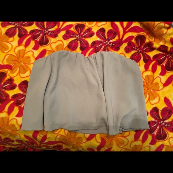 ON HOLD Wilfred tube/crop top 🤍 - Picture 3 of 7